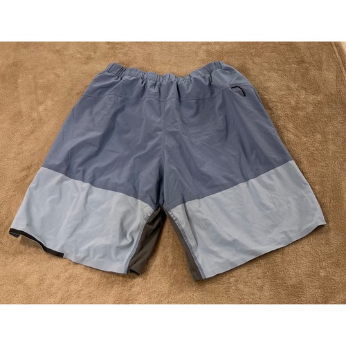 Lululemon mens shorts size M Athletic Training Lightweight Blue Gray Lined - Picture 5 of 12