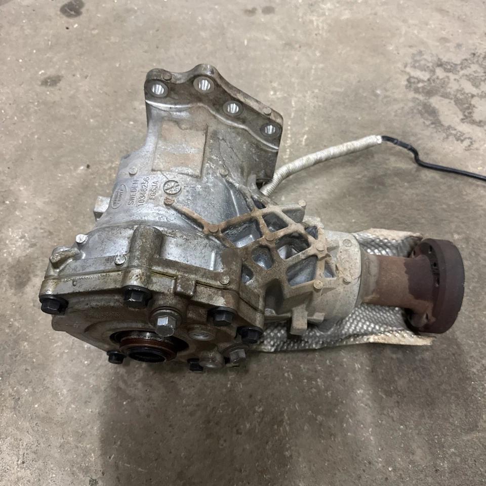 2014-2019 LAND ROVER DISCOVERY SPORT EVOQUE FRONT DIFFERENTIAL TRANSFER CASE 18k - Image 3 of 4