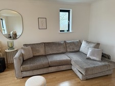 Corner Sofa - Very Good Condition