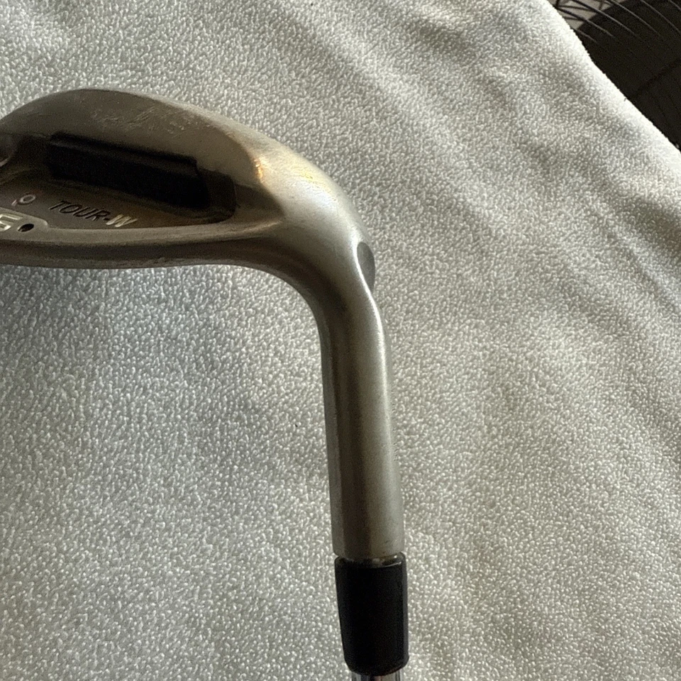 "Ping Tour W 52* cuña hueca 12* punto rojo rebote grafito TFC 149 R Flex 35,5""" Foto 2 de 4