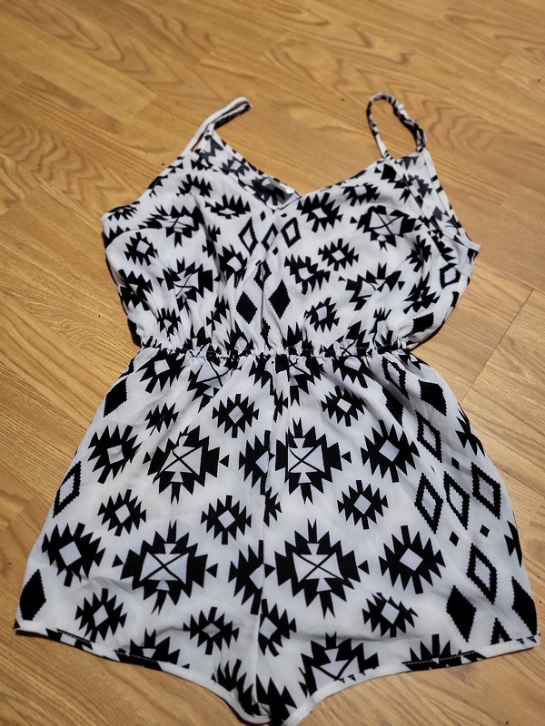 Juniors Jumper Size M Read...