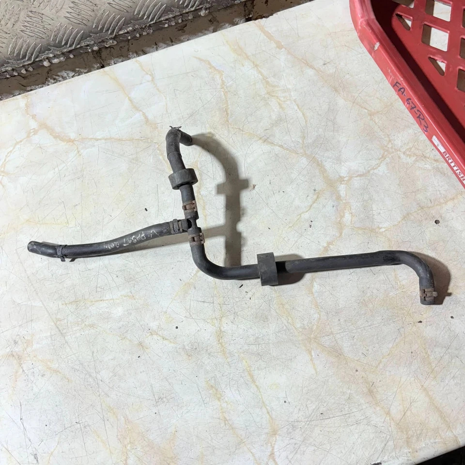 Volkswagen Passat 2018 - Coolant Hose Pipe Line - Genuine OEM - image 4 of 4