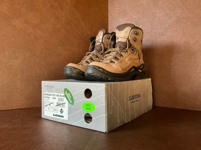 Lowa Renegade Boots, Woman s size 8 Wide