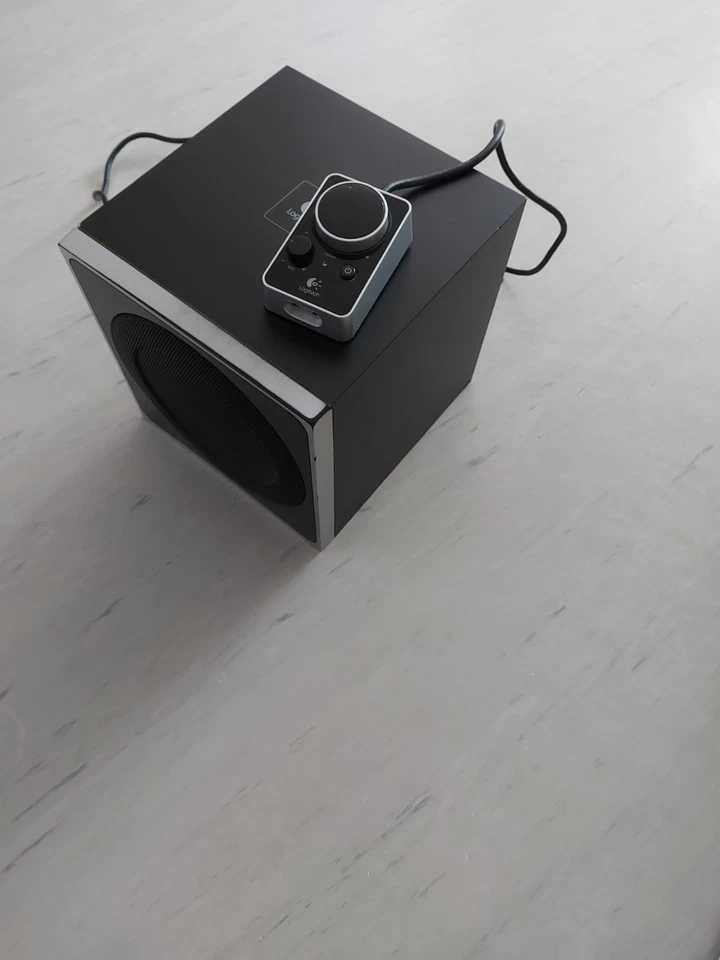 Logitech Z4 Speaker for PC with controller - High sound quality - Bild 3 von 4