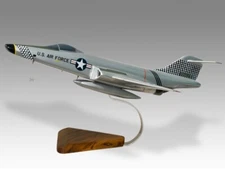 McDonnell RF-101C Voodoo 14th TRS USAF Desk Wood Airplane Model Small Scale 1/72