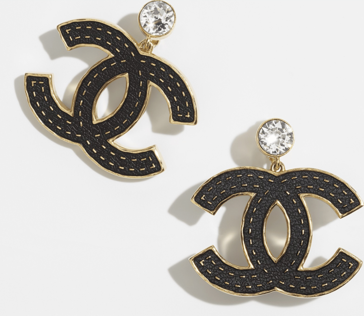 【激レア❗️】CHANEL パンプス ヒール ゴールド ブラック 24cm Chanel 23S XL Gold Black Crystal Clip On CC Logo Dangle Drop