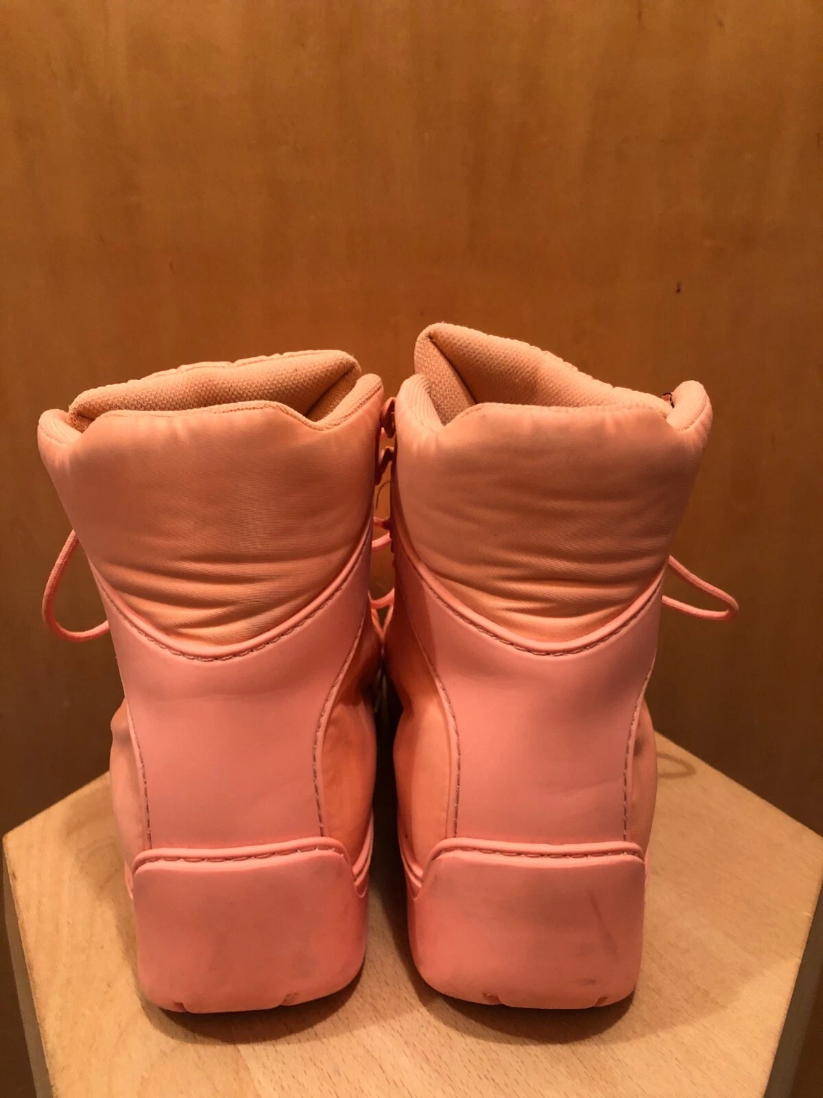 Stivaletti BOTTEGA VENETA Pozzanghera Rosa Fenicottero Stringati Gomma Spessa Plateau 39