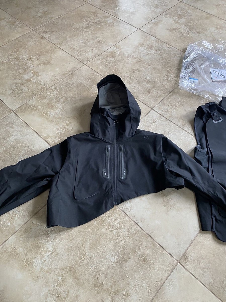MMW) 1017 Alyx 9SM Nike goretex NRG xTE jacket *VERY RARE MMW) 1017 Alyx 9SM Nike goretex NRG xTE jacket *VERY RARE