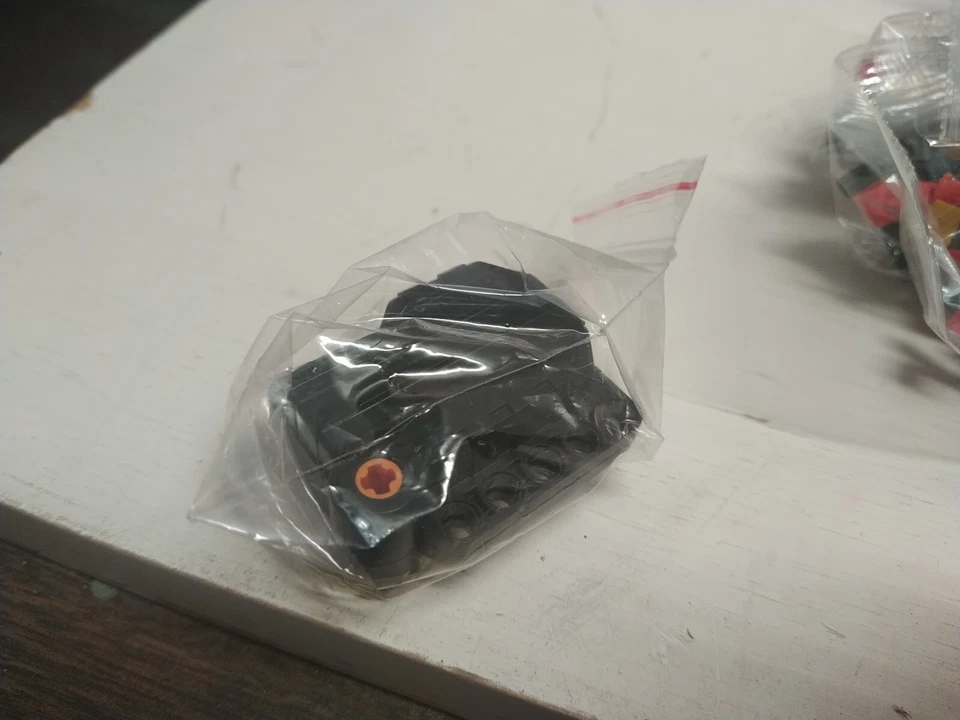 Seyaom Direct Transformation Wind Up Toy Car Robot Transformer Red Race LEGO NOB - Image 3 of 4