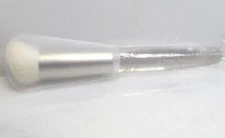 TRISH MCEVOY BEAUTY # 71 PERFECT FACE MAKEUP BRUSH