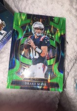 2025 Panini Select - Concourse Drake Maye #80 Neon Green Shock Prizm /699