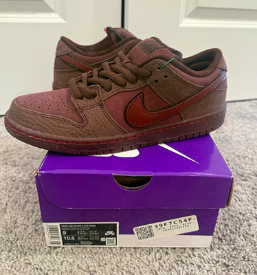 Nike SB Dunk Low PRM City of Love Burgundy Crush Suede 2024 size 9