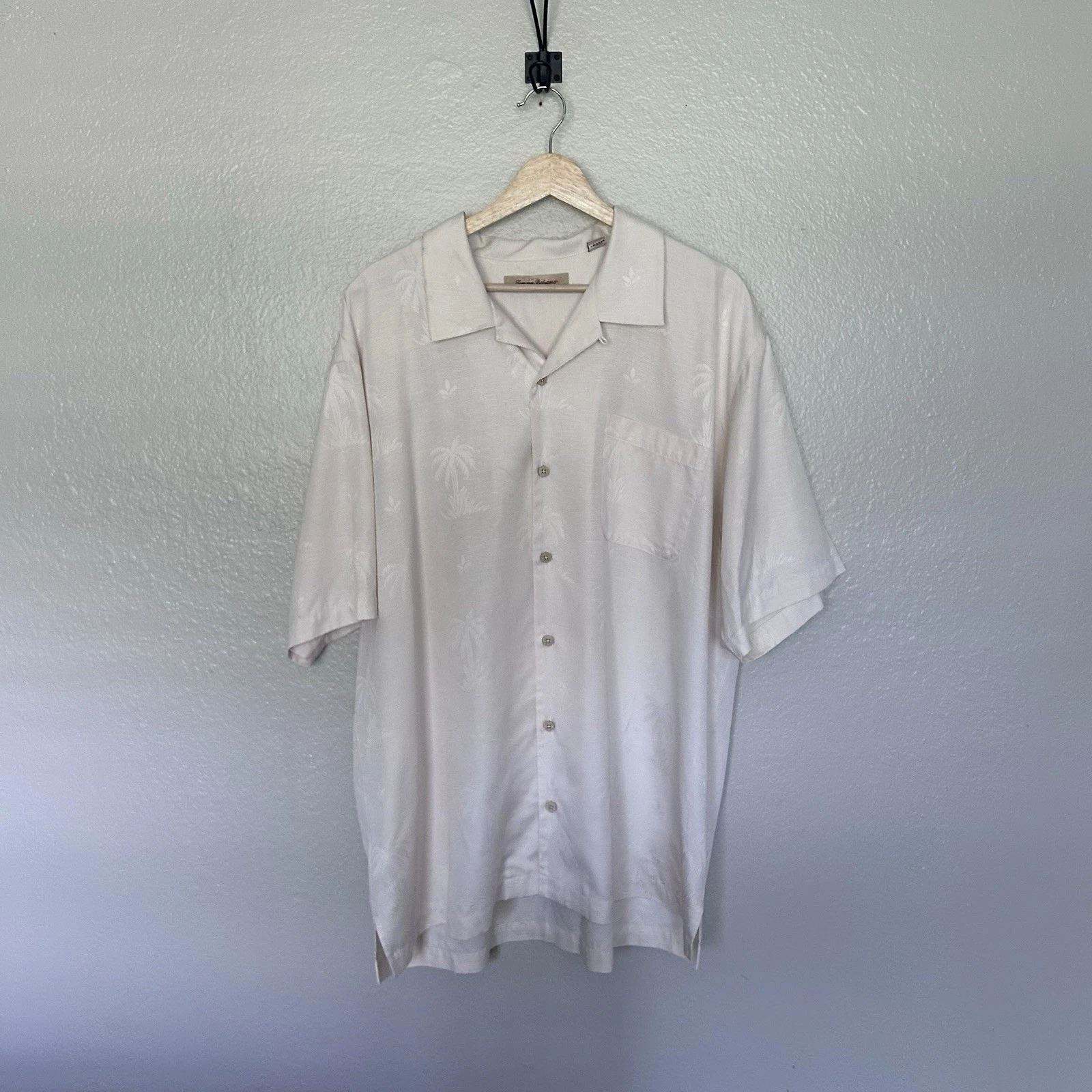 Tommy Bahama Men’s Silk Hawaiian Shirt Palm Tree Cream XL