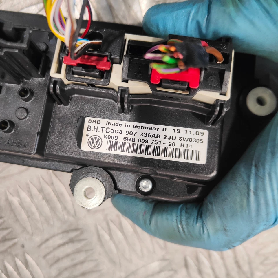 Volkswagen Golf 2010 panel de control climático 3C8907336ab #1 Foto 4 de 4