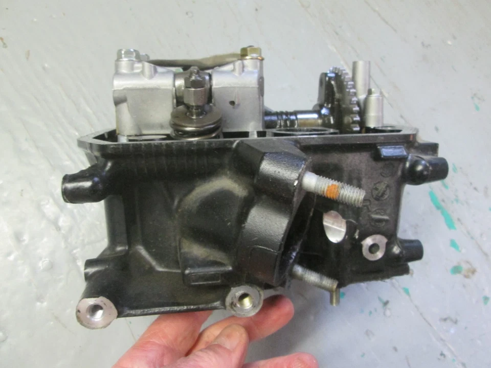 Honda 1998-2007 VT750 Shadow Spirit culata trasera 12220-MBA-710 con leva Foto 4 de 4