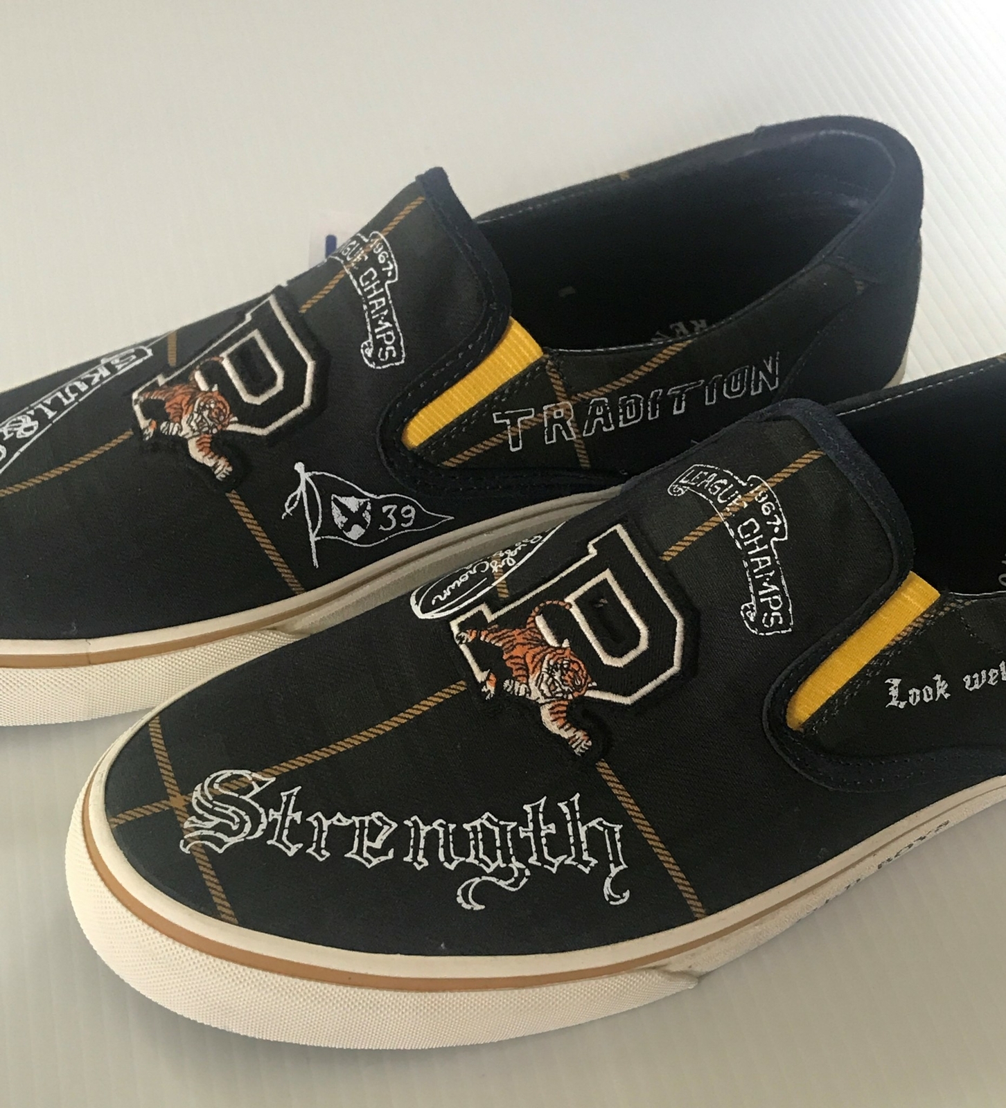 polo slip on sneakers