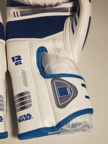 Star Wars R2-D2 Sanabul Classic 12 OZ Boxing Gloves Brand New RARE - Picture 8 of 9