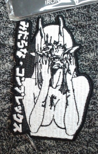 Lot Of 6 Goth Punk Emo Patches Suicide Silence Ubik Berserk Nintendo - Picture 6 of 6