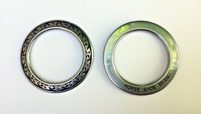 'Breast Collar Ring', Edelstahl,  florales Muster 2'' schwarz abgesetzt