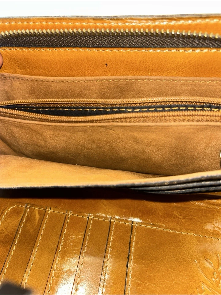 Patricia Nash Cartera Floral Azul Marino, 4”x8” Múltiples Tarjeteros y Bolsillos Foto 4 de 4