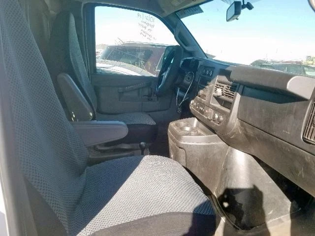 Used Differential Carrier Assembly fits: 2017 Gmc Savana 2500 van Grade B - Imagem 2 de 4