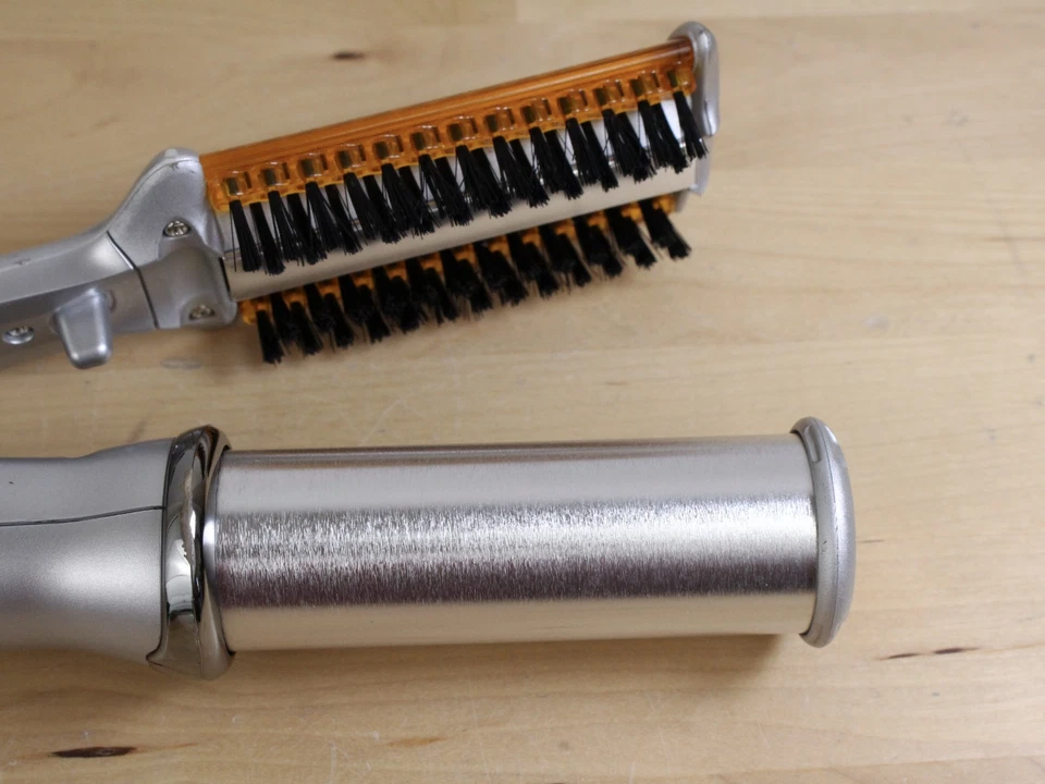 InStyler Rotating Hot Iron 1-1/4" Barrel Straightening Curler Brush IS1001 - Image 3 of 4