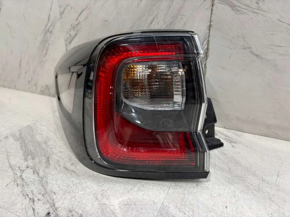 Luz trasera exterior Subaru Outback 2020 2025 OEM LH lado del conductor izquierdo LED 84201AN03B Foto 3 de 4