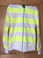 NWT XERSION HOODED SWEATSHIRT - KIDS - RET 28 - 6/7 - WHT/YLW  5BX50 01 x4 