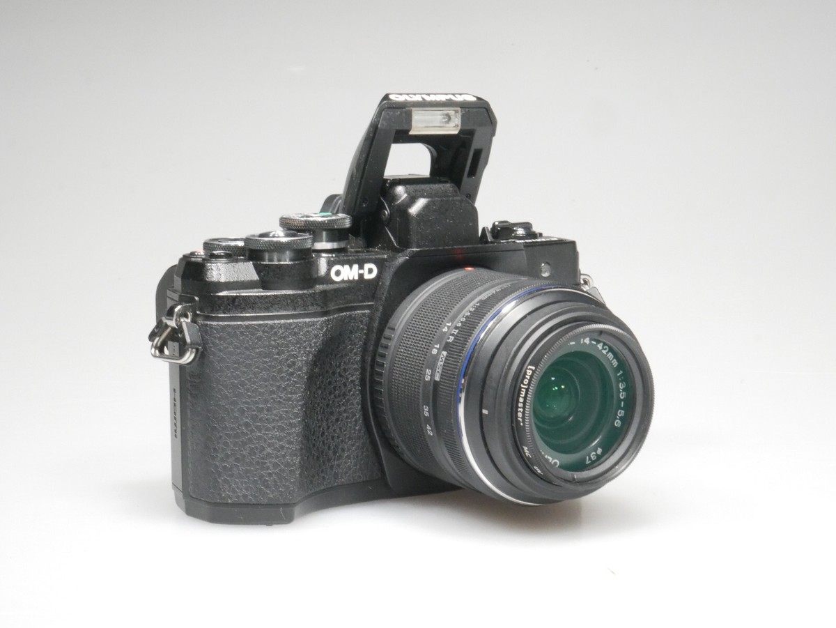 Olympus OM-D E-M10 Mark III Body w/ M.Zuiko 14-42mm f/3.5-5.6 Lens
