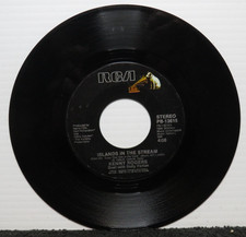 KENNY ROGERS DOLLY PARTON ISLANDS IN THE STREAM (VG+) PB-13615 45 RECORD