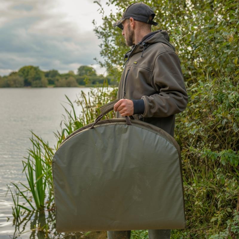 Avid Carp Revolve Folding Flat Unhooking Mat