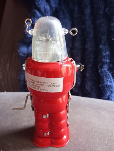 Robot Space Trooper Fiction vintage wind up toy 17 x 9.5cm - MORE IMAGES - Picture 16 of 21
