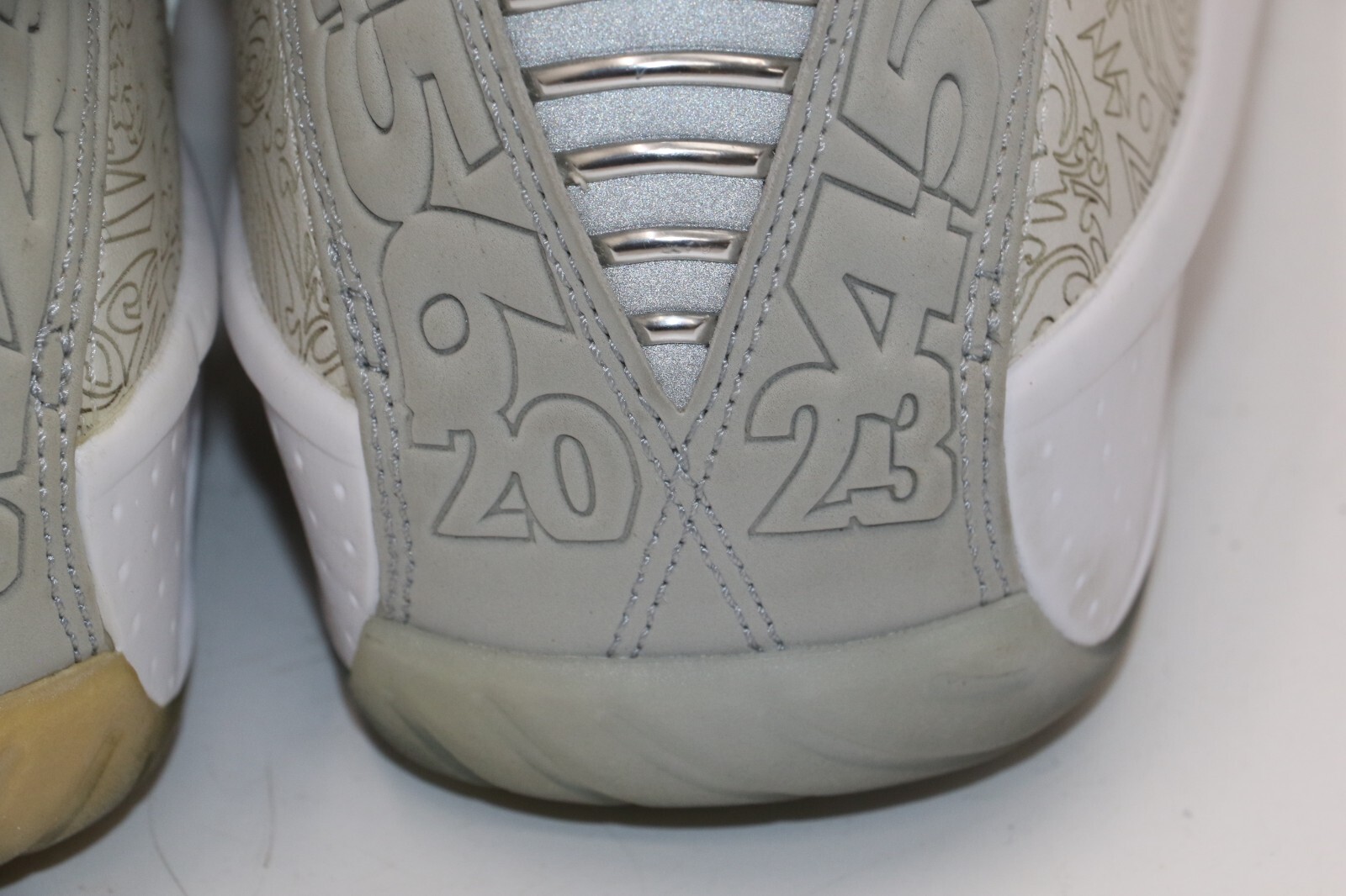 Foto 9 di 24