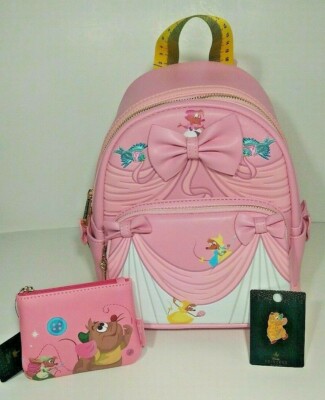 DISNEY LOUNGEFLY CINDERELLA 70TH MINI BACKPACK PIN COIN  display picture 1