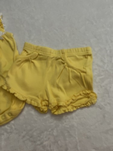 baby Girls Size 0-3 Months Outfit Yellow One piece Romper Shorts Garanimals EUC - Picture 3 of 4