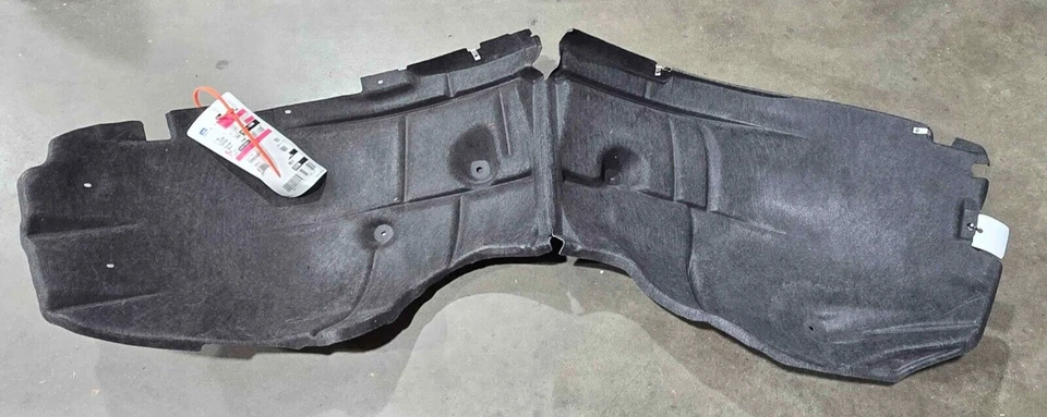Chevrolet Silverado 1500 2022-2024 guardabarros forro de rueda nueva pieza OEM 85594208 Foto 2 de 4