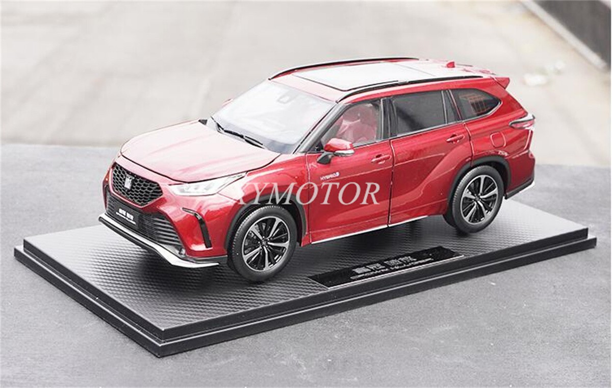 ミニカー 1/18 トヨタ クラウン KLUGER レッド 1/18 Scale Toyota Crown Kluger SUV Red Diecast Car Model Toy