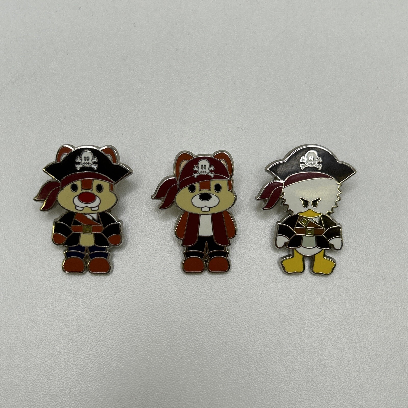 DISNEY Official Pin Trading 2007 POTC Pirate Donald Duck, Chip, And Dale Pins