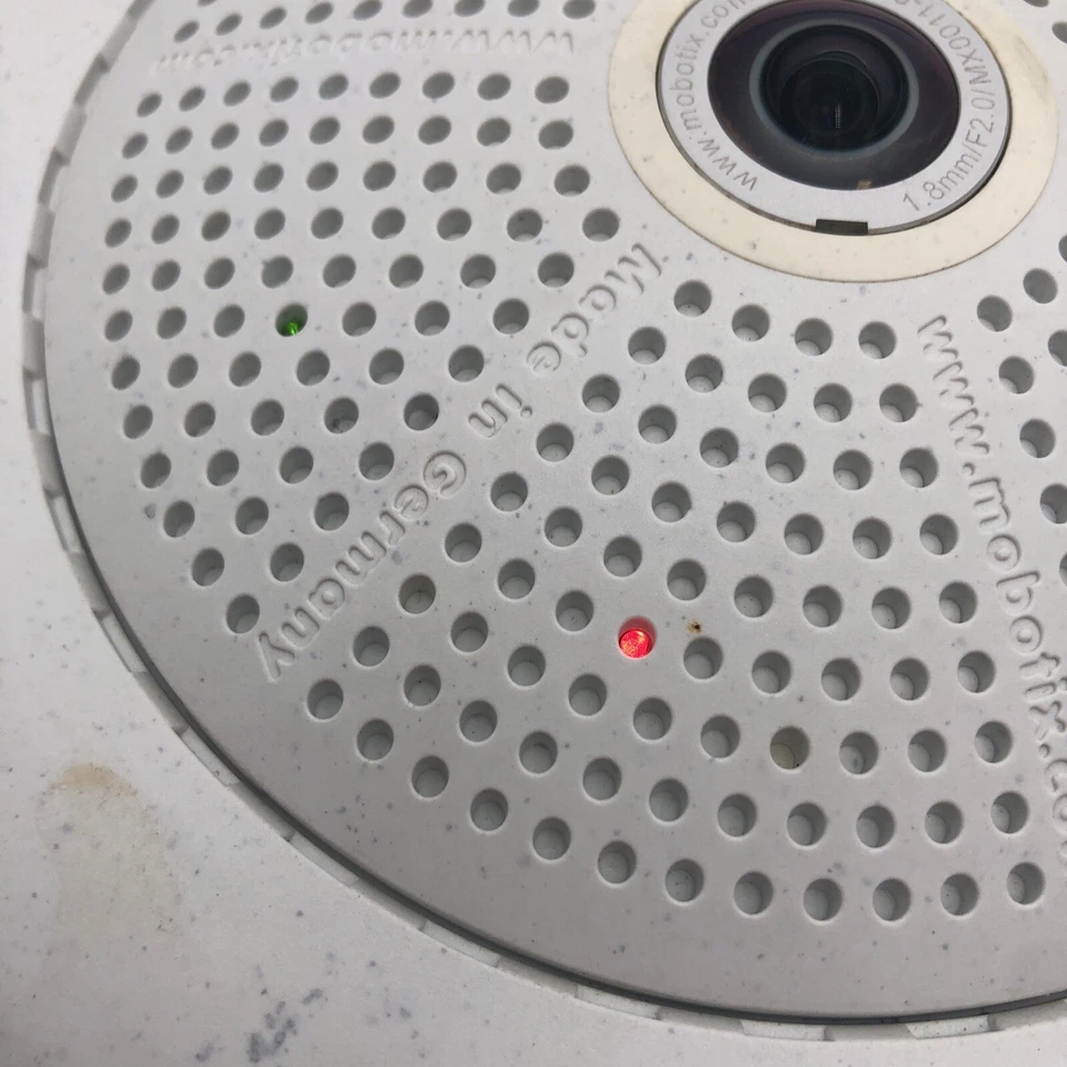 Cámara CCTV de vigilancia de seguridad web red IP Mobotix Q24 usada como está Foto 2 de 4