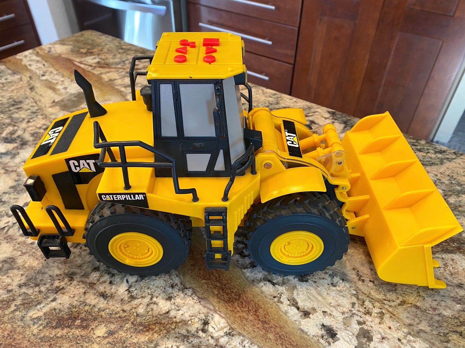 cat wheel loader toy
