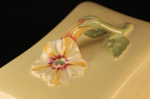 Vtg Royal Winton Grimwades China Yellow Petunia Flower Butter Dish Cheese Keeper - 第 9/17 張圖片