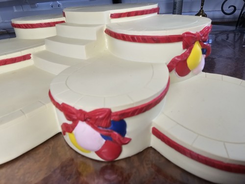 Royal Doulton "Bunnykins" Occasions Collection Base Display Stand - Picture 3 of 14