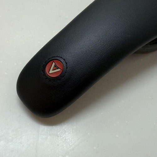 Sella Astuto Carbon Rail 178g leggera sella ciclismo italiana - Foto 6 di 9