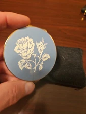 1930's Stratton Double door  Powder Compact, Blue / Rose Decor W / Case