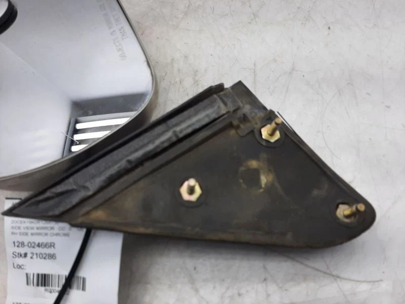 Espejo retrovisor lateral pasajero manual 88-02 camioneta Chevrolet 3500 12375550 Foto 3 de 4