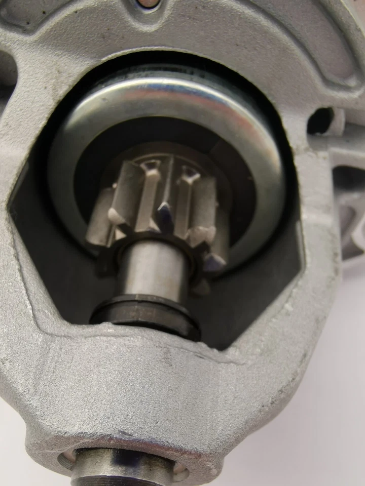 Motor de arranque FS1072 se adapta a Mercedes Daewoo VW LT Taro 2.4 1989-97 Foto 3 de 4