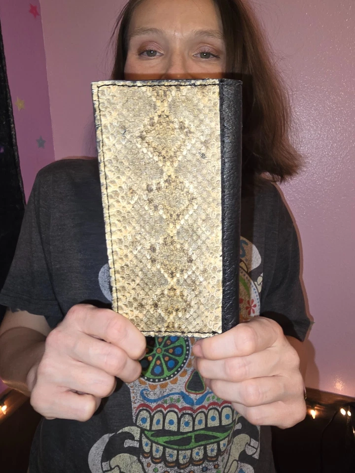 RATTLESNAKE Long Wallet Men  snake skin Original Slim Pocket Brown interior - Image 2 of 4