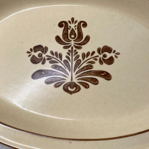 Plato ovalado de gres plantilla tulipán beige vintage Pfaltzgraff Village - Imagen 2 de 10