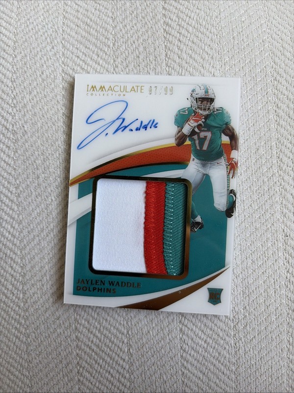 2021 Panini immaculate Jaylen Waddle RPA 3 Color Patch On Card Auto /99 Dolphins