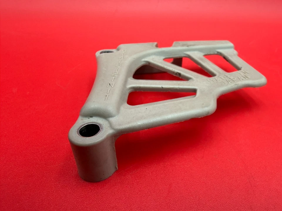 1999 - 2004 Yamaha YZ250 левая сторона звездочка чехол предохранитель цепи щиток - Изображение 2 из 4